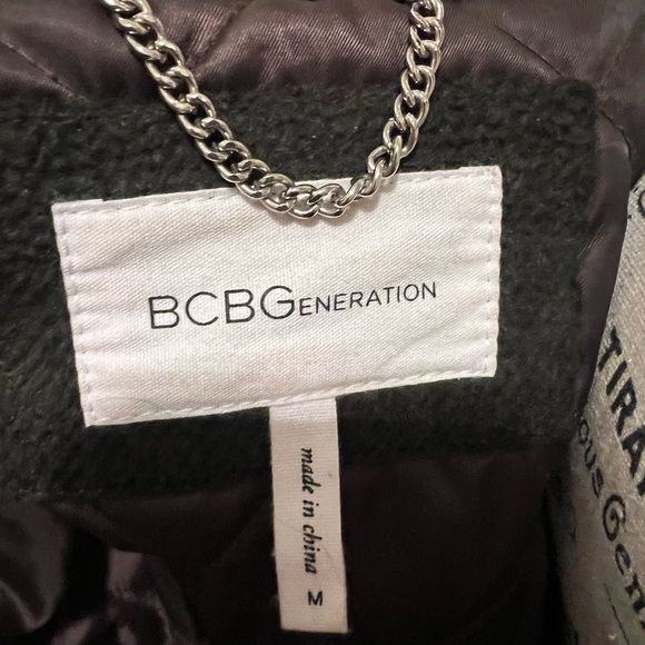 BCBG Faux Fur Hooded Jacket. Black. Size M - Picture 7 of 9